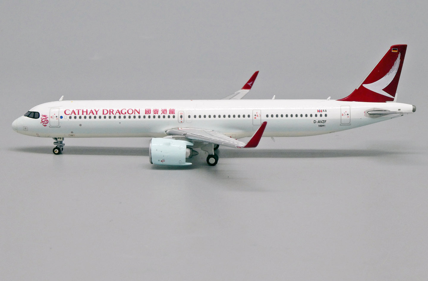 JC WINGS  A321NEO CATHAY DRAGON "BEFORE DELIVERY VERSION" REG: D-AVZF