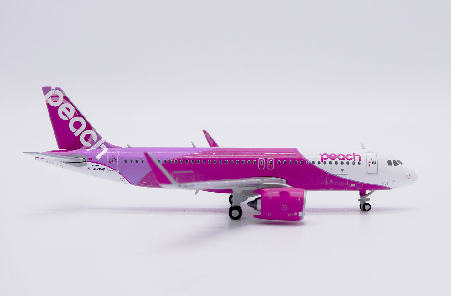JC WINGS A320NEO PEACH REG: JA204P