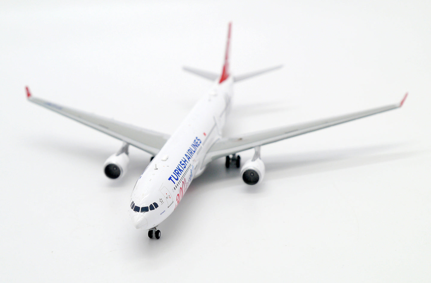JCWINGS A330-300 TURKISH AIRLINES "300TH AIRCRAFT" REG: TC-LNC