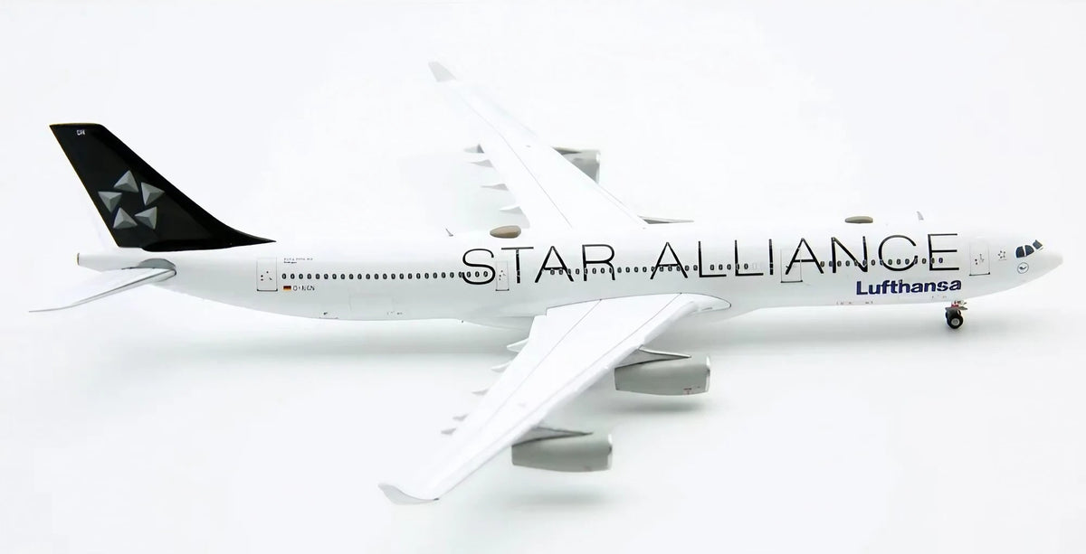 JC WINGS A340 LUFTHANSA "STAR ALLIANCE" REG: D-AIGN