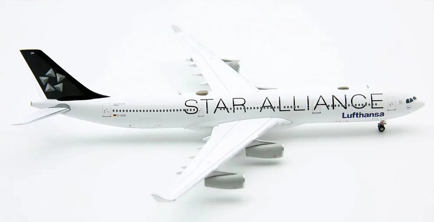 JC WINGS A340 LUFTHANSA "STAR ALLIANCE" REG: D-AIGN