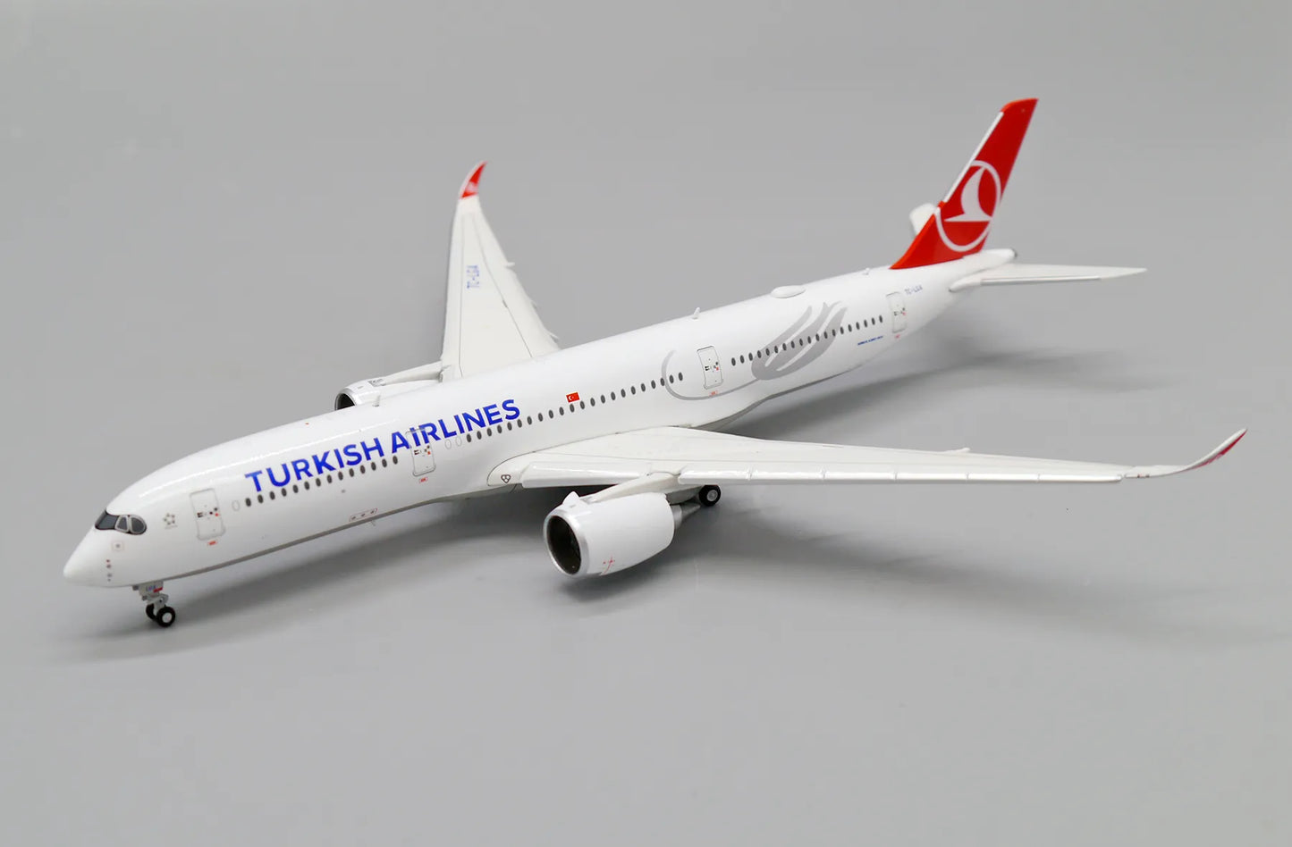 JC WINGS A350-900XWB TURKISH AIRLINES (FLAPS DOWN) REG: TC-LGA