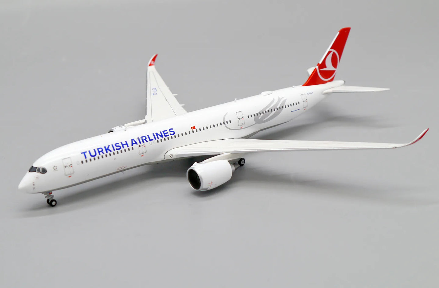 JC WINGS A350-900XWB TURKISH AIRLINES REG: TC-LGA