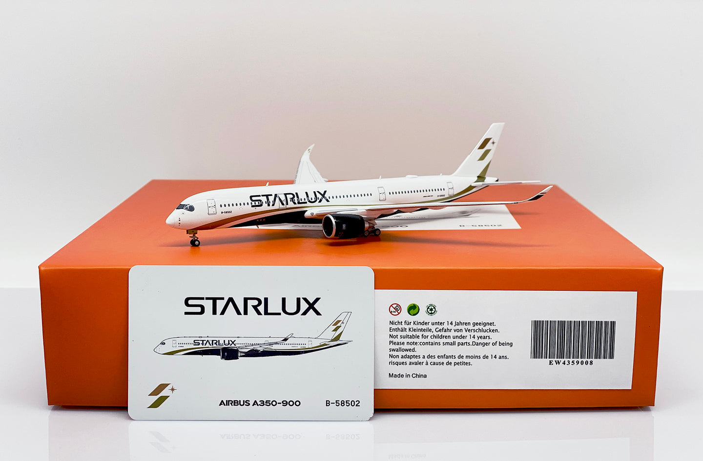 JC WINGS A350-900XWB STARLUX AIRLINES REG: B-58502
