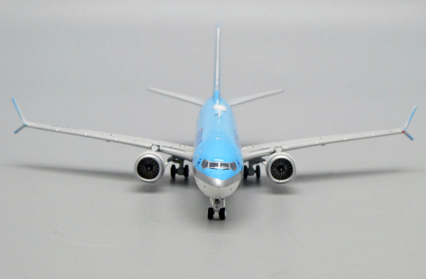 JC WINGS B737 MAX 8 KOREAN AIR REG: HL8348