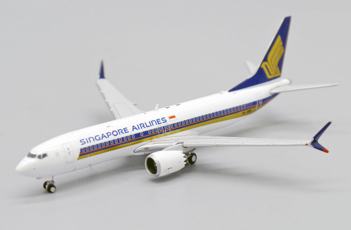 JC WINGS B737-8 MAX SINGAPORE AIRLINES REG: 9V-MBN