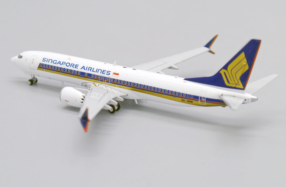 JC WINGS B737-8 MAX SINGAPORE AIRLINES REG: 9V-MBN