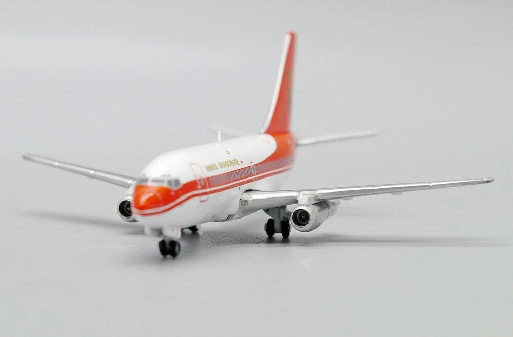JCWINGS  B737-200 DRAGONAIR REG: VR-HKP
