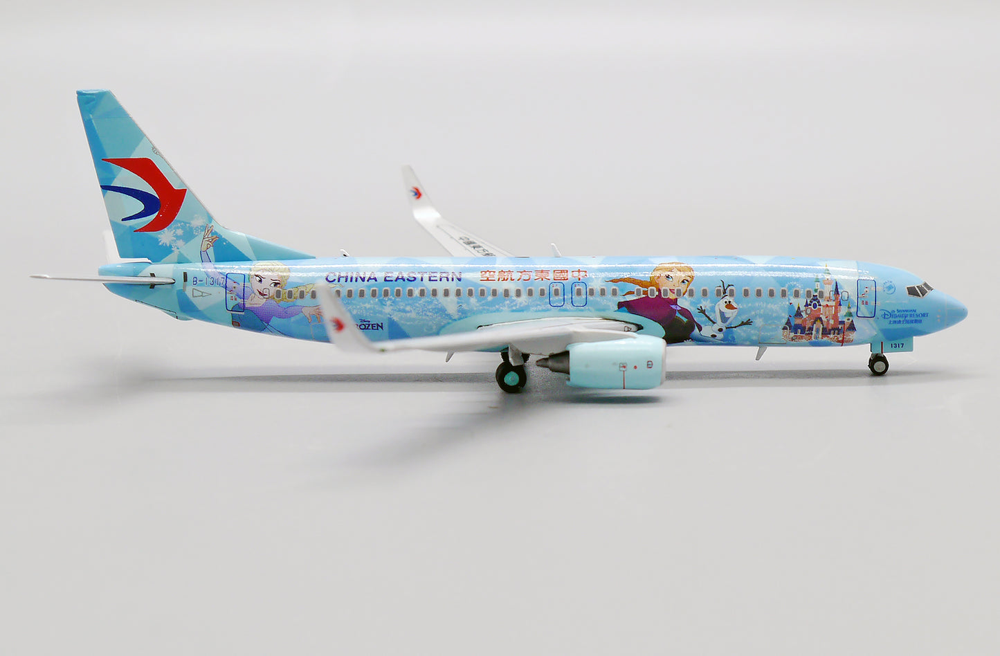 JC WINGS B737-800 CHINA EASTERN AIRLINES "FROZEN LIVERY" REG: B-1317