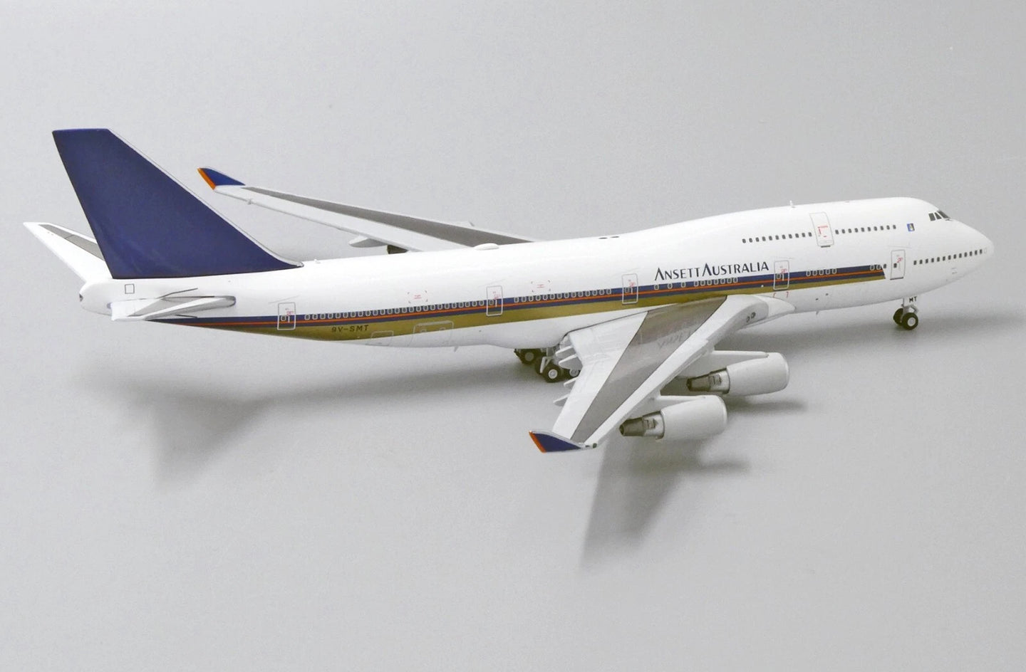 JC WINGS B747-400 ANSETT AUSTRALIA REG: 9V-SMT