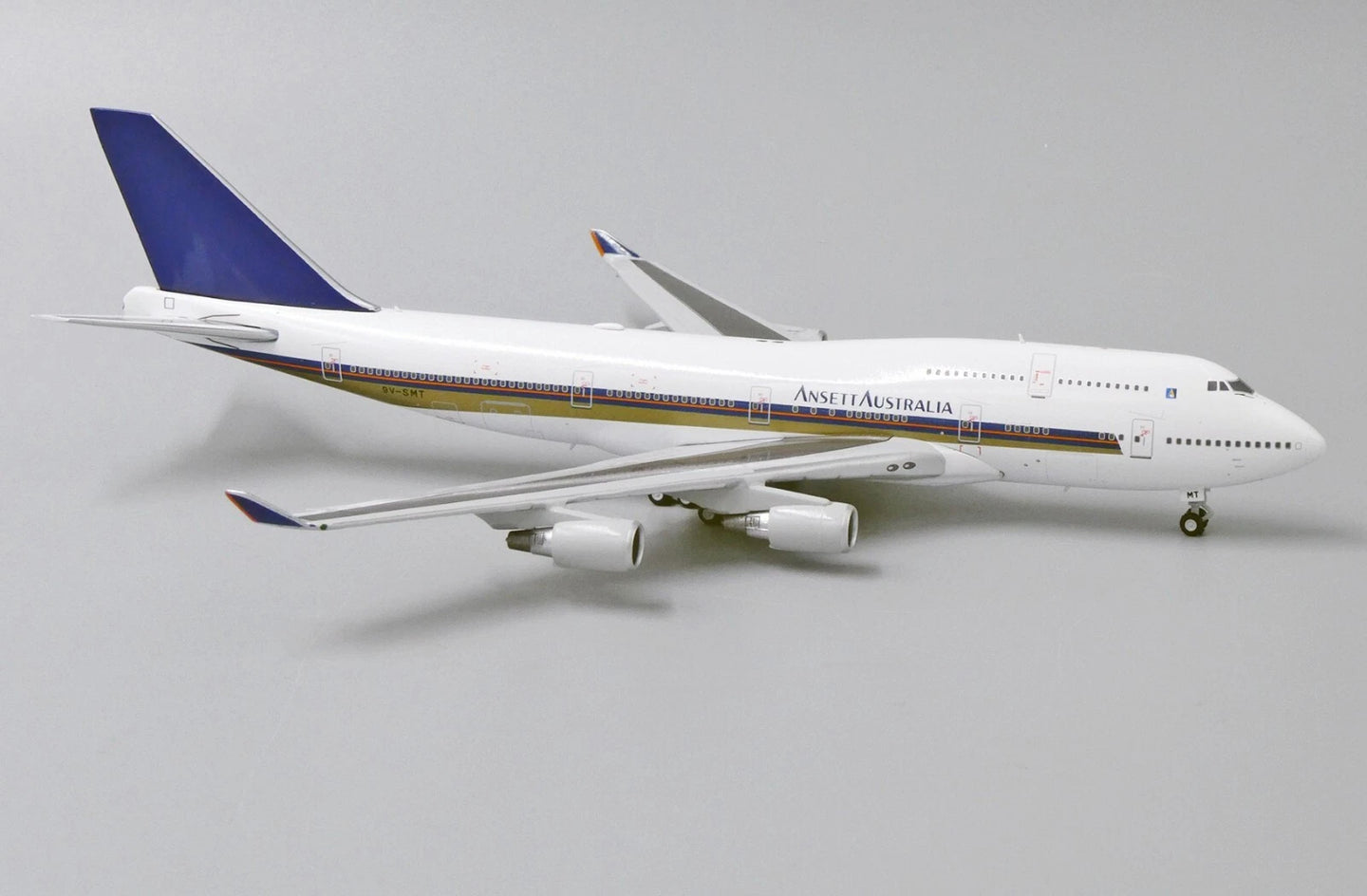 JC WINGS B747-400 ANSETT AUSTRALIA REG: 9V-SMT