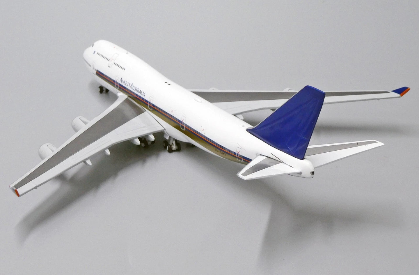 JC WINGS B747-400 ANSETT AUSTRALIA REG: 9V-SMT