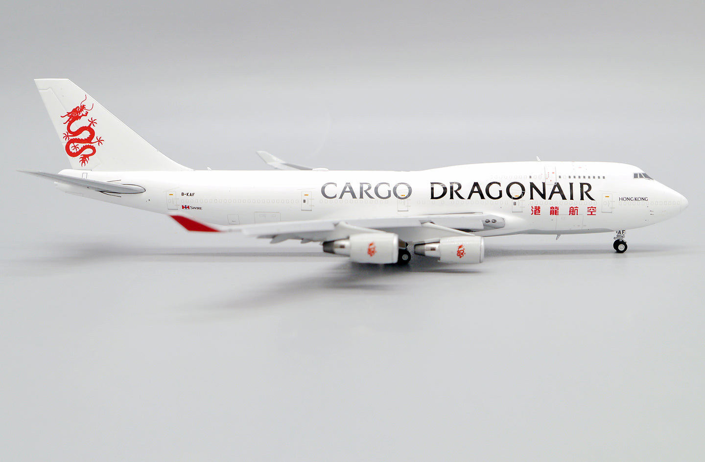 JC WINGS B747 DRAGONAIR CARGO (FLAPS DOWN) REG: B-KAF