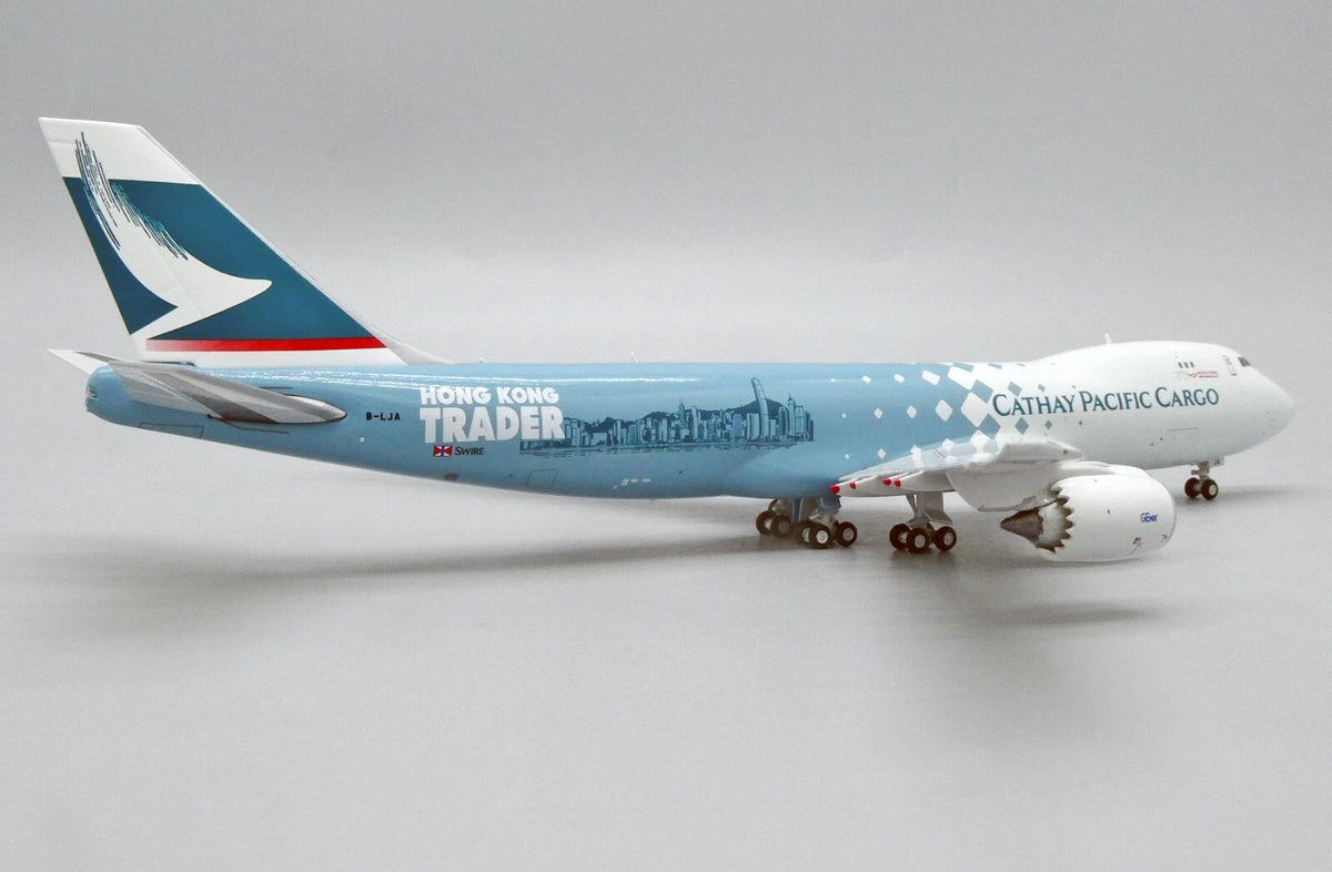 JC WINGS B747-8F CATHAY PACIFIC CARGO "HONG KONG TRADER" REG: B-LJA