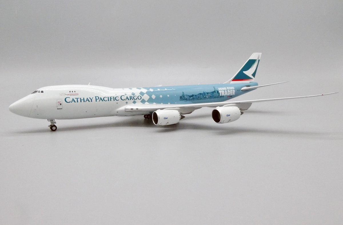 JC WINGS B747-8F CATHAY PACIFIC CARGO "HONG KONG TRADER" REG: B-LJA