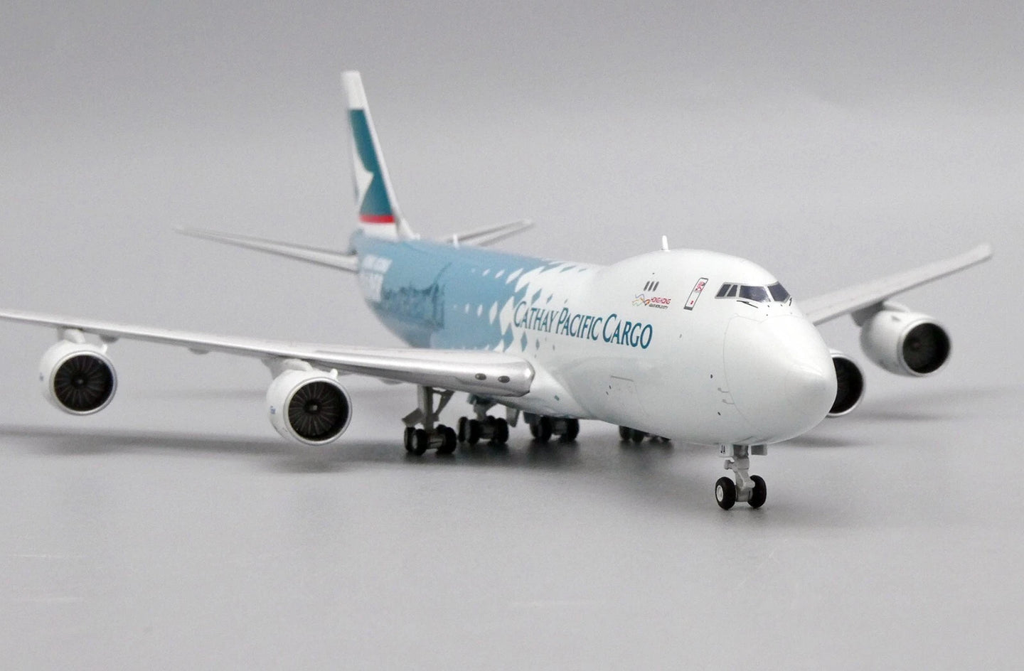 JC WINGS B747-8F CATHAY PACIFIC CARGO "HONG KONG TRADER" REG: B-LJA