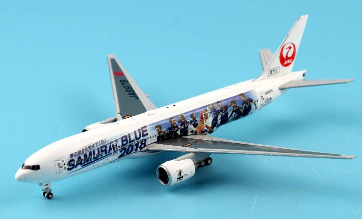 JCWINGS JAPAN AIRLINES B777-200 REG: JA8979