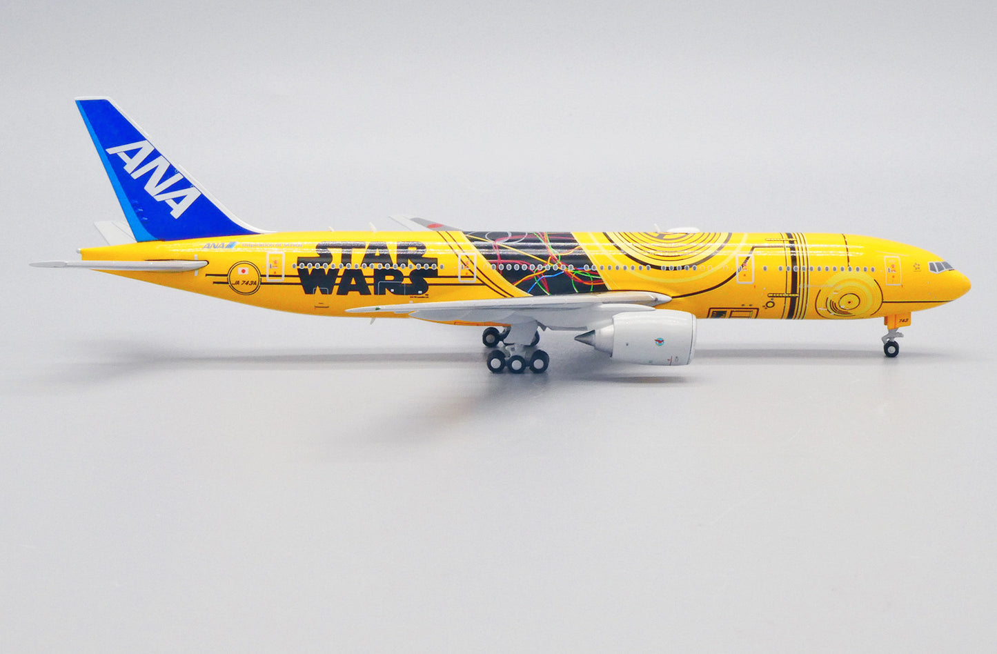 JCWINGS ALL NIPPON AIRWAYS B777 REG: JA743A