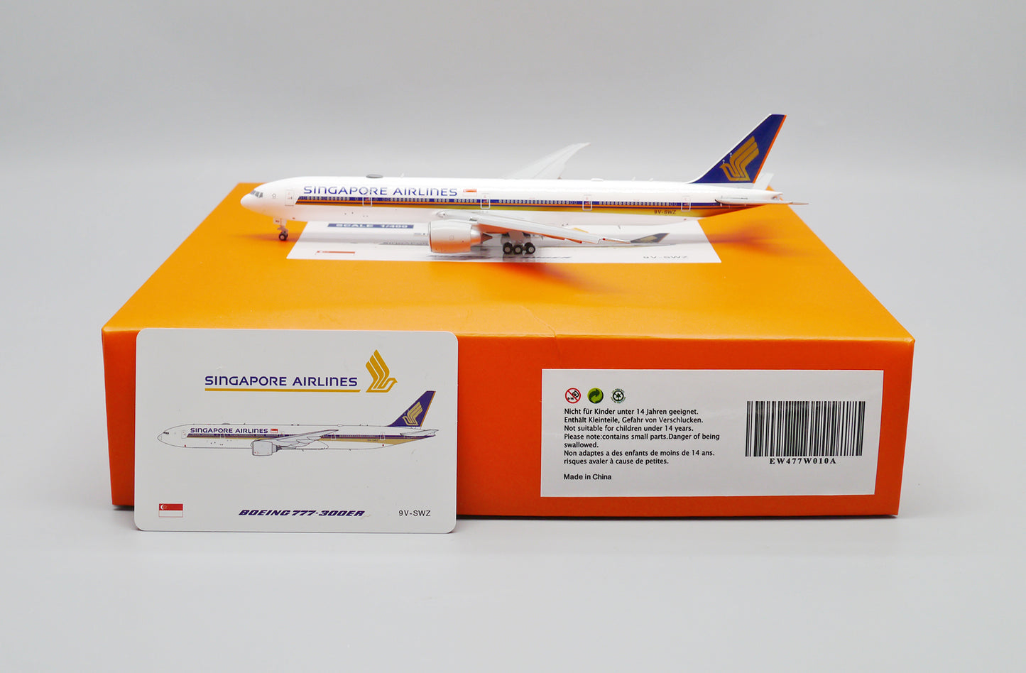 JC WINGS B777-300ER SINGAPORE AIRLINES (FLAPS DOWN) REG: 9V-SWZ