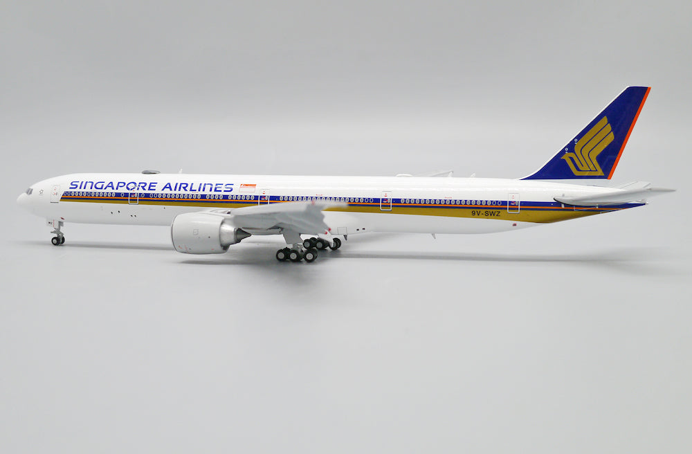JC WINGS B777-300ER SINGAPORE AIRLINES REG: 9V-SWZ