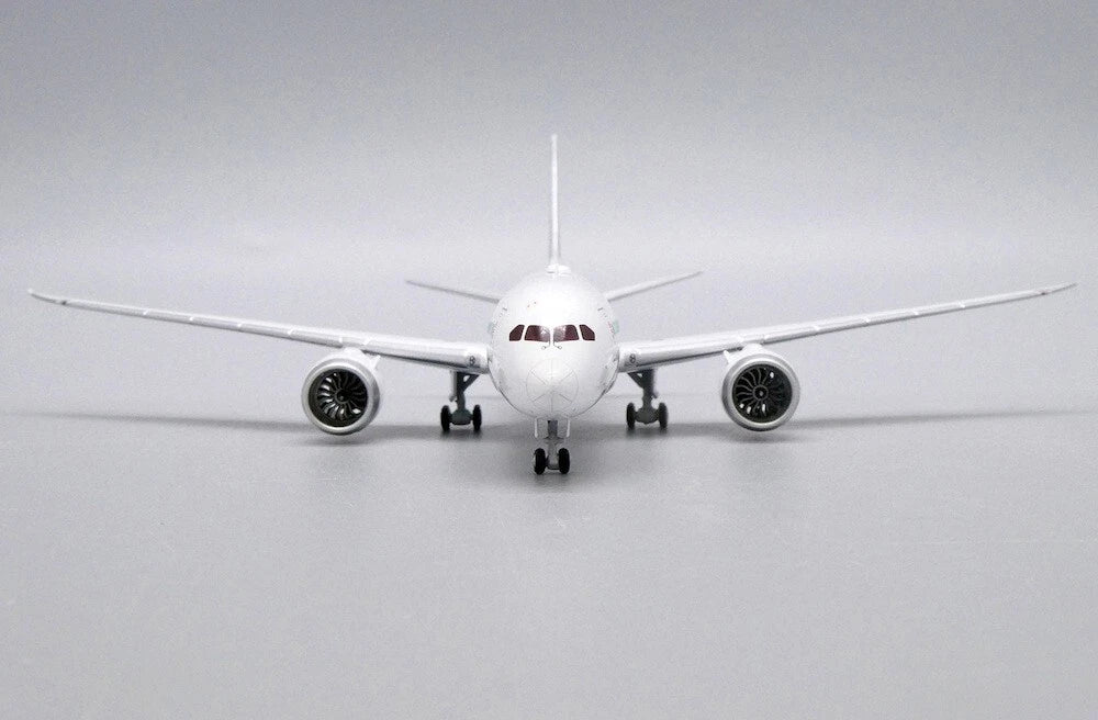 JCWINGS ZIP AIR B787-8 REG: JA822J