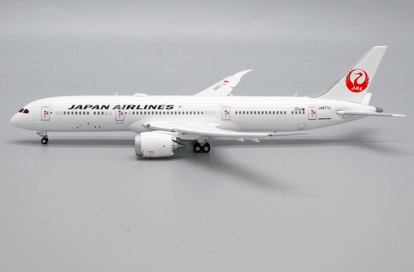 JCWINGS B787-9 DREAMLINER JAPAN AIRLINES FLAP DOWN REG JA877J