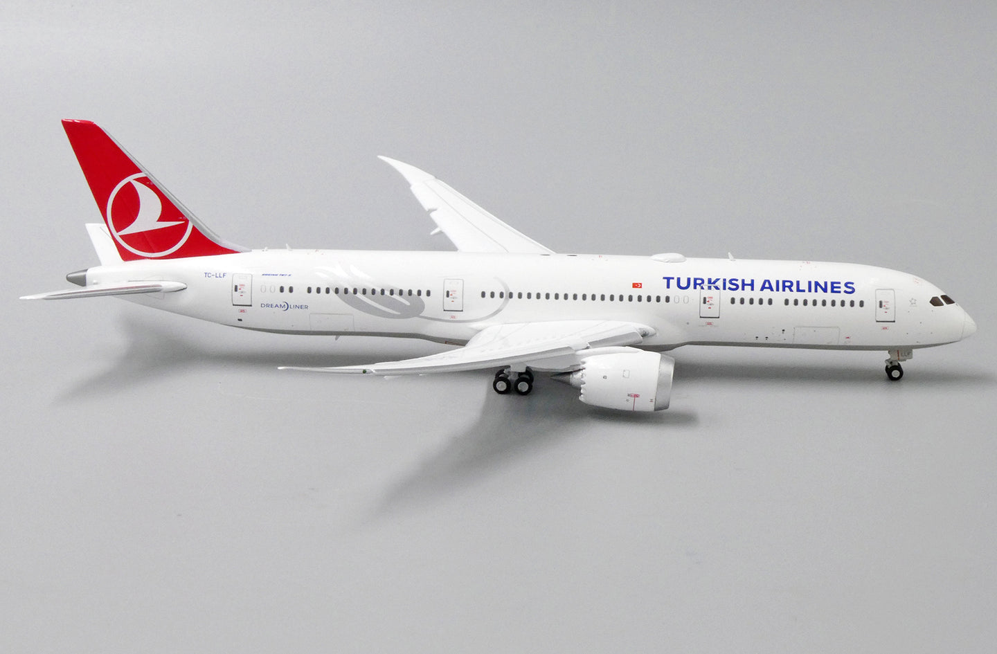 JC WINGS 787-9 TURKISH AIRLINES FLAP DOWN REG: TC-LLF