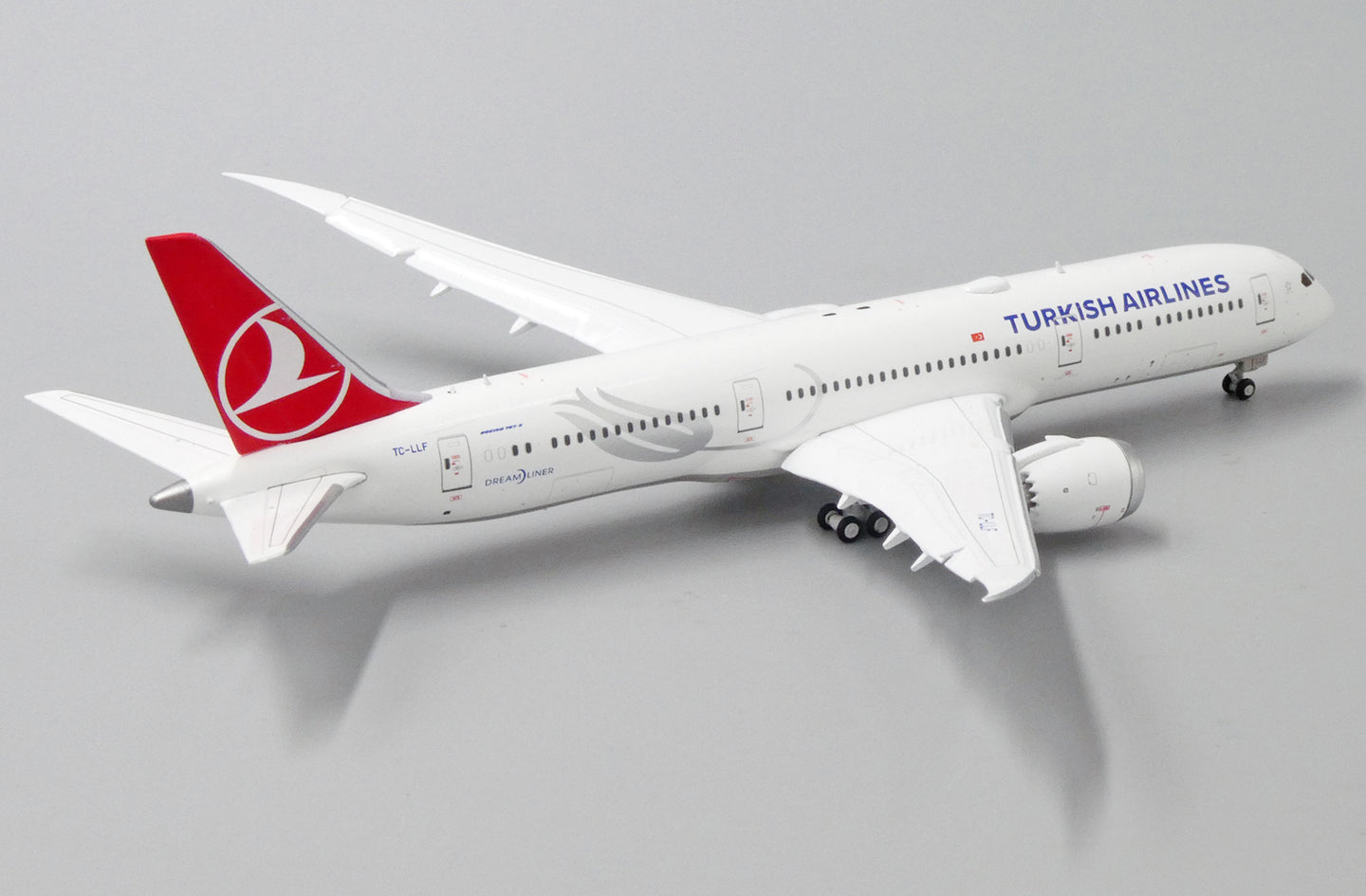 JC WINGS 787-9 TURKISH AIRLINES FLAP DOWN REG: TC-LLF
