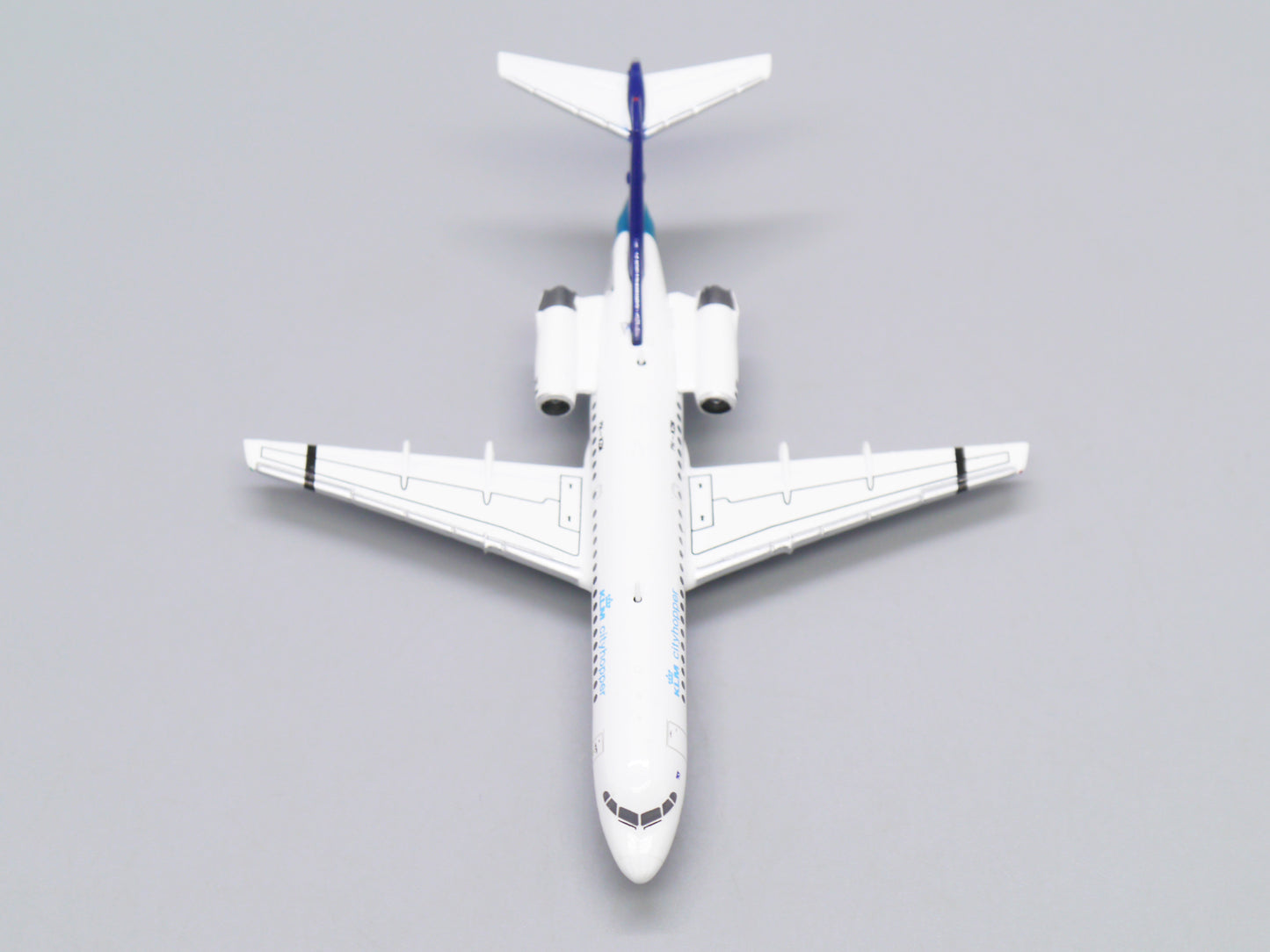 JC WINGS FOKKER 70 KLM CITYHOPPER "SILKAIR HYBRID LIVERY" REG: PH-KZM