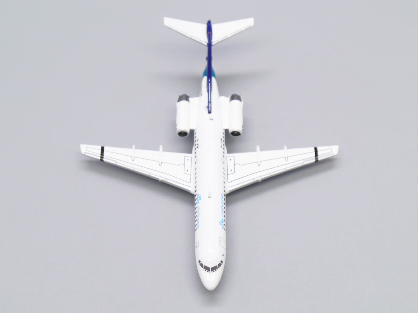 JC WINGS FOKKER 70 KLM CITYHOPPER "SILKAIR HYBRID LIVERY" REG: PH-KZM