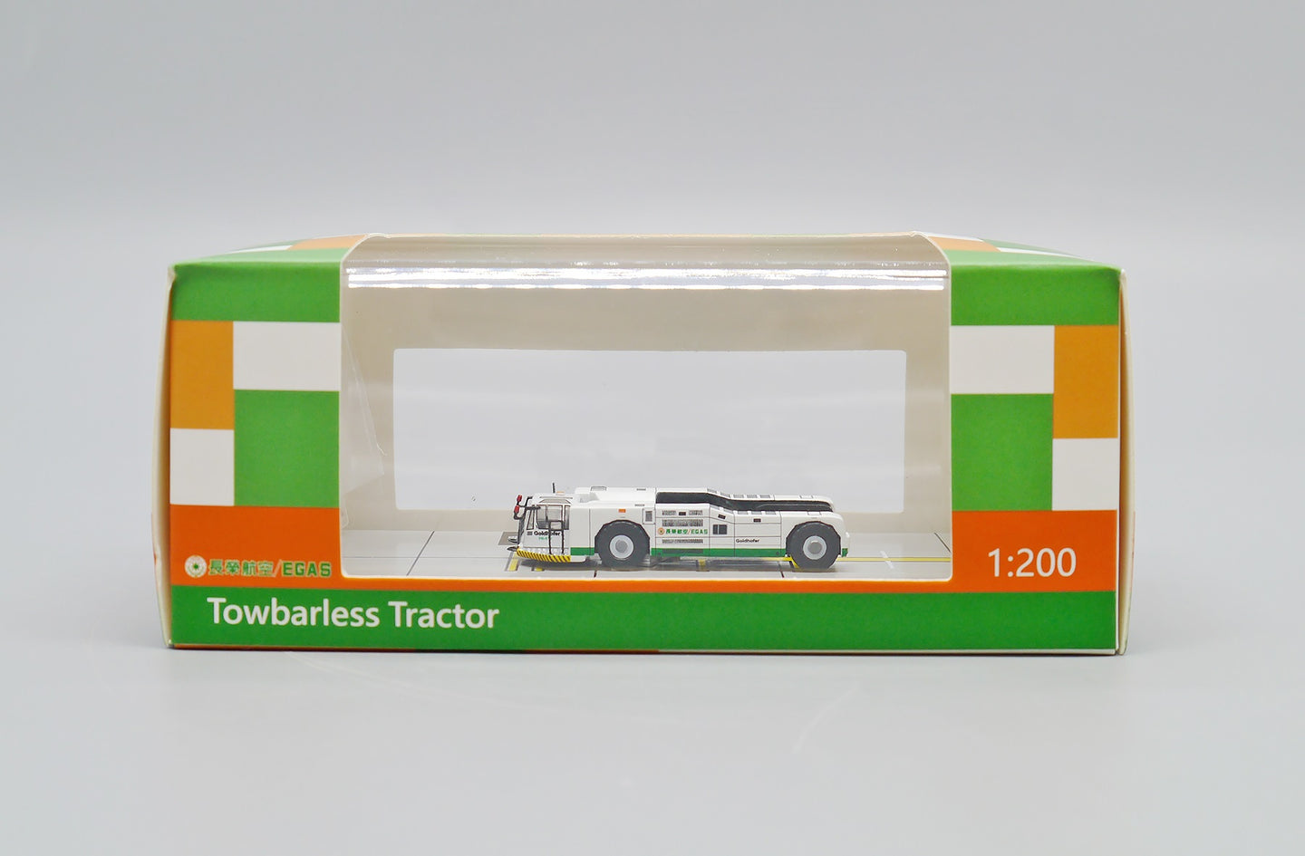 JCWINGS EVA AIR TOWBARLESS TRACTOR