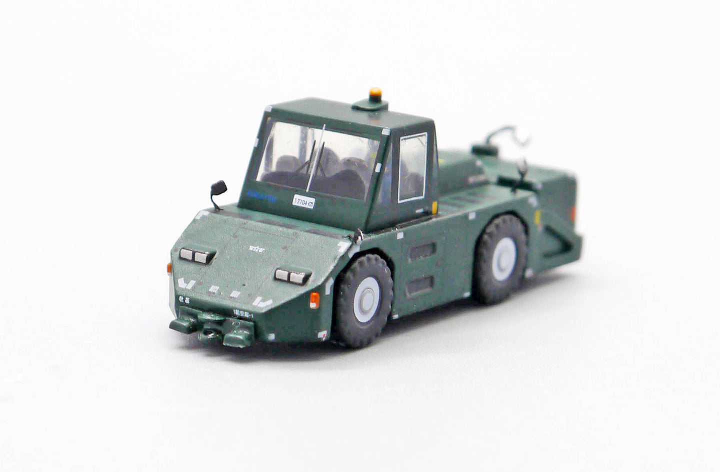 JC WINGS JASDF WT250E PUSHBACK TUG