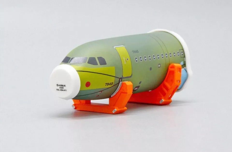 JCWINGS A320 FRONT FUSELAGE AIRPORT ACCESSORIES