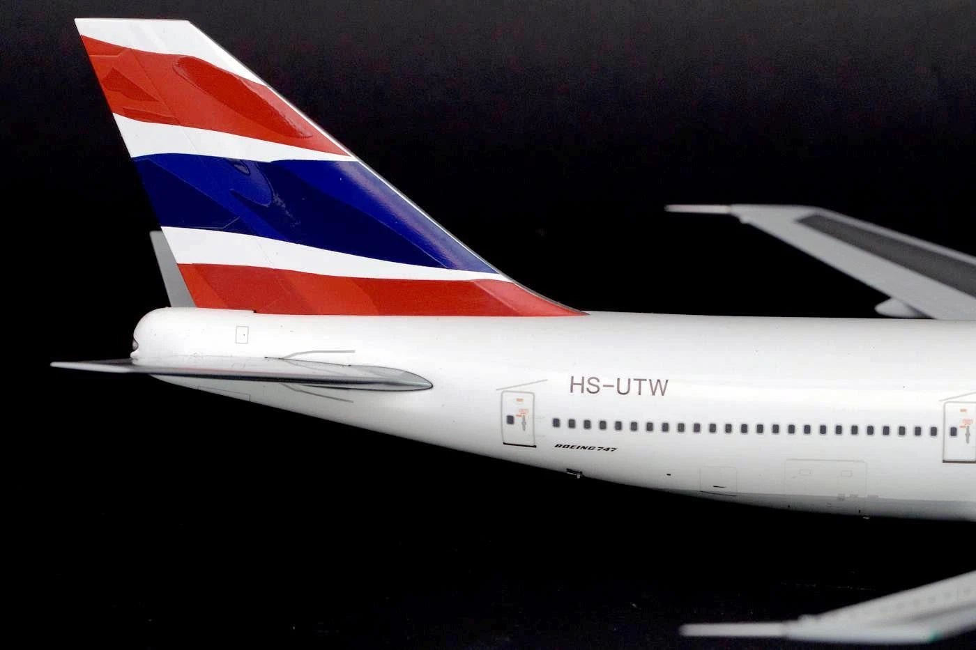 JC WINGS B747-300 ORIENT THAI AIRLINES REG: HS-UTW