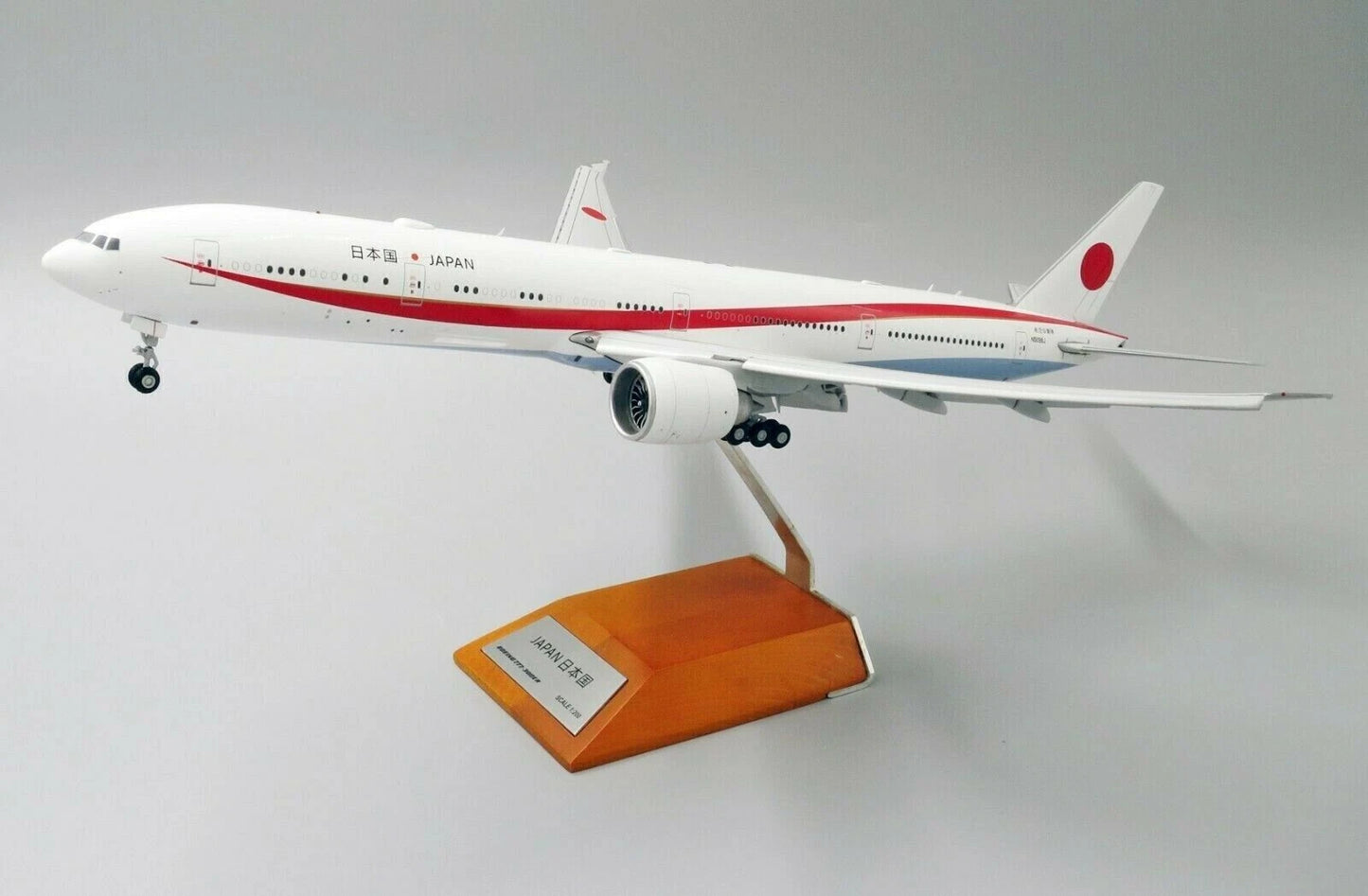 JC WINGS B777-300ER JAPANESE AIR SELF DEFNCE FORCE (JASDF) (FLAPS DOWN) REG: N509BJ