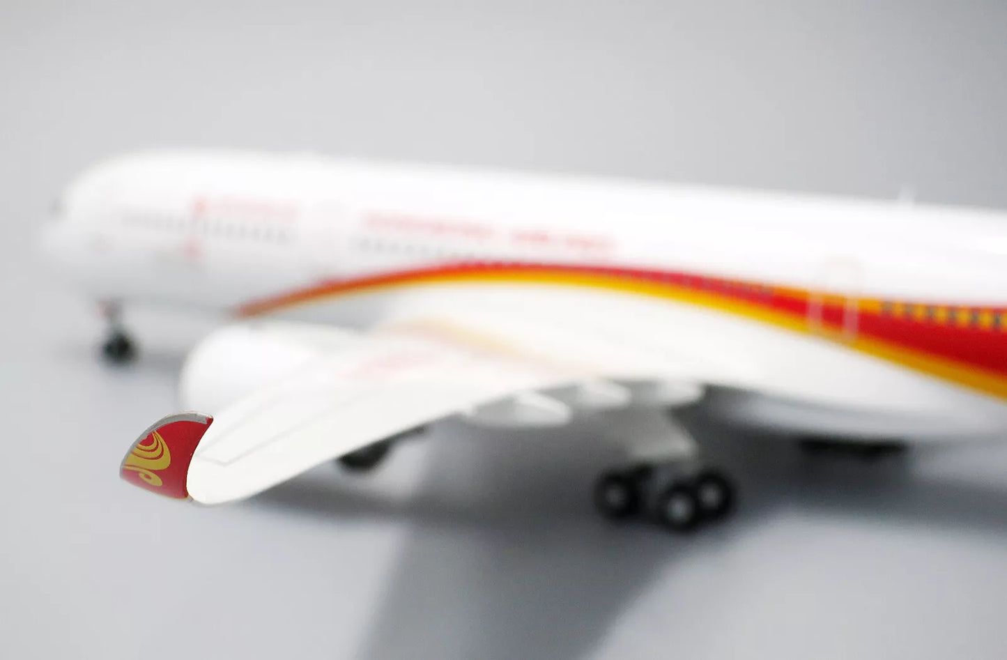 JC WINGS A350-941 HONGKONG AIRLINES REG: B-LGA