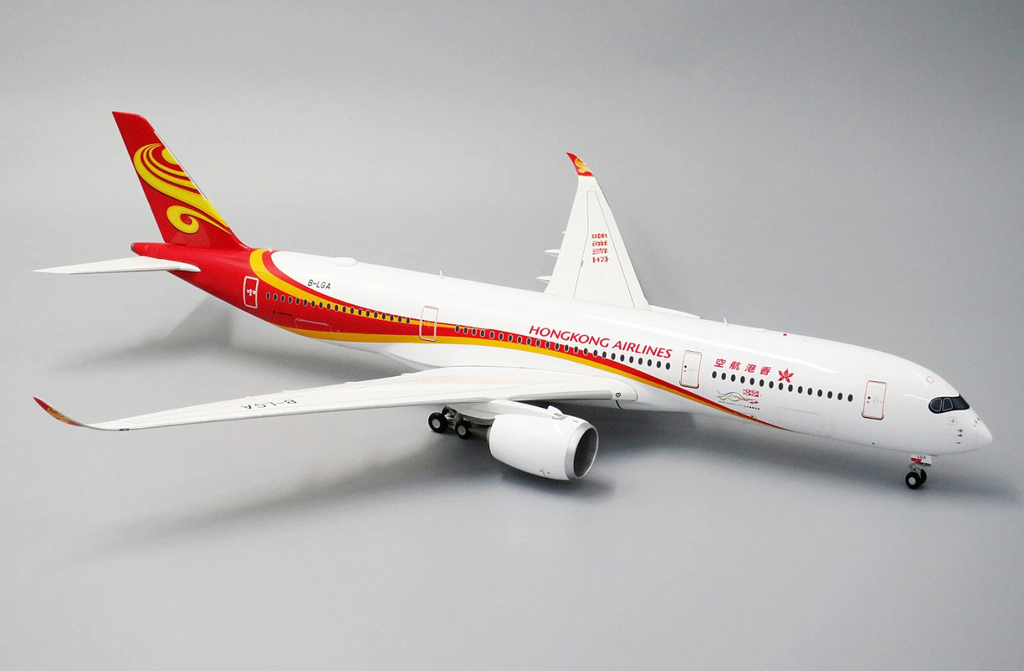 JC WINGS A350-941 HONGKONG AIRLINES REG: B-LGA