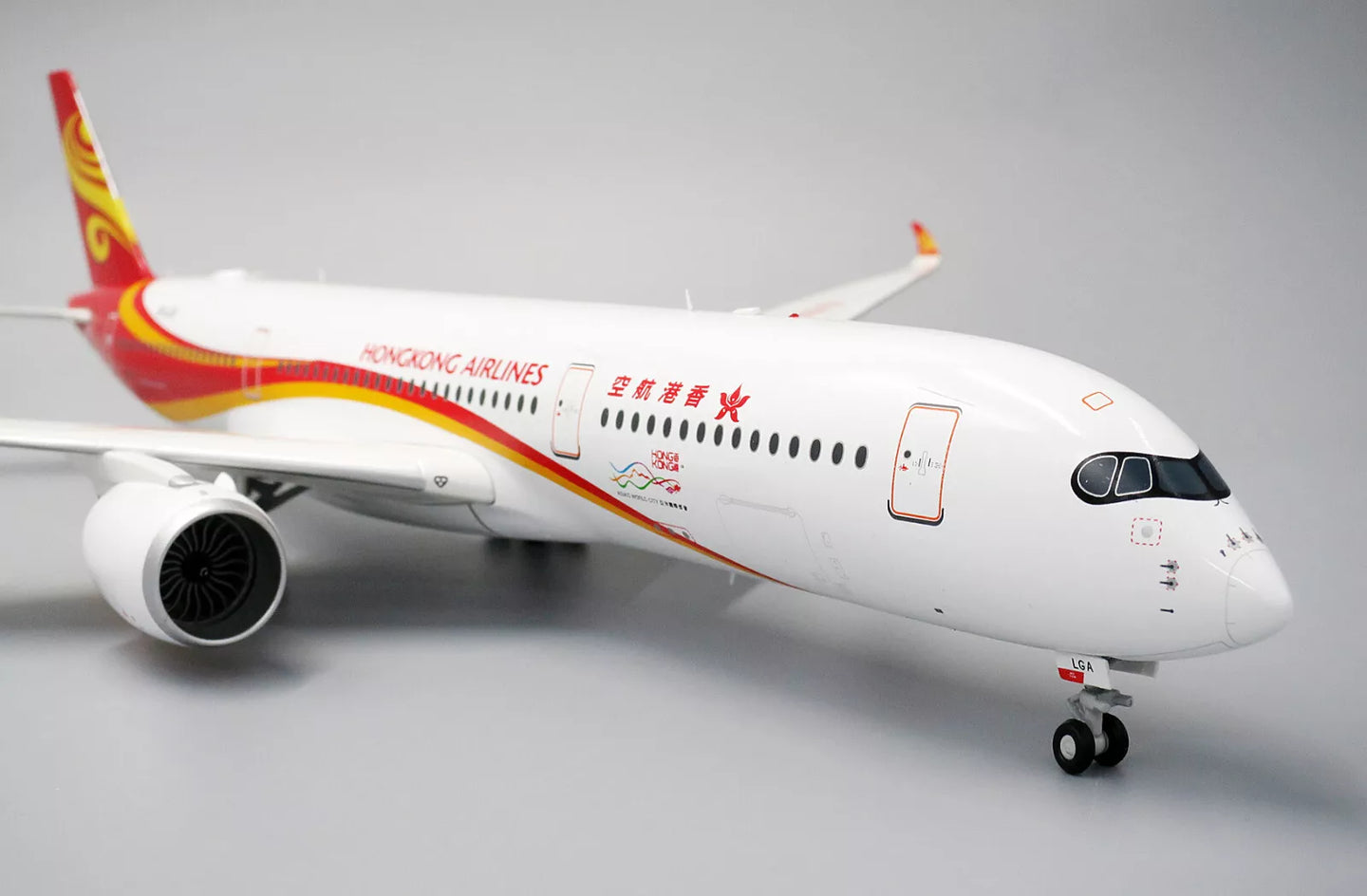JC WINGS A350-941 HONGKONG AIRLINES REG: B-LGA