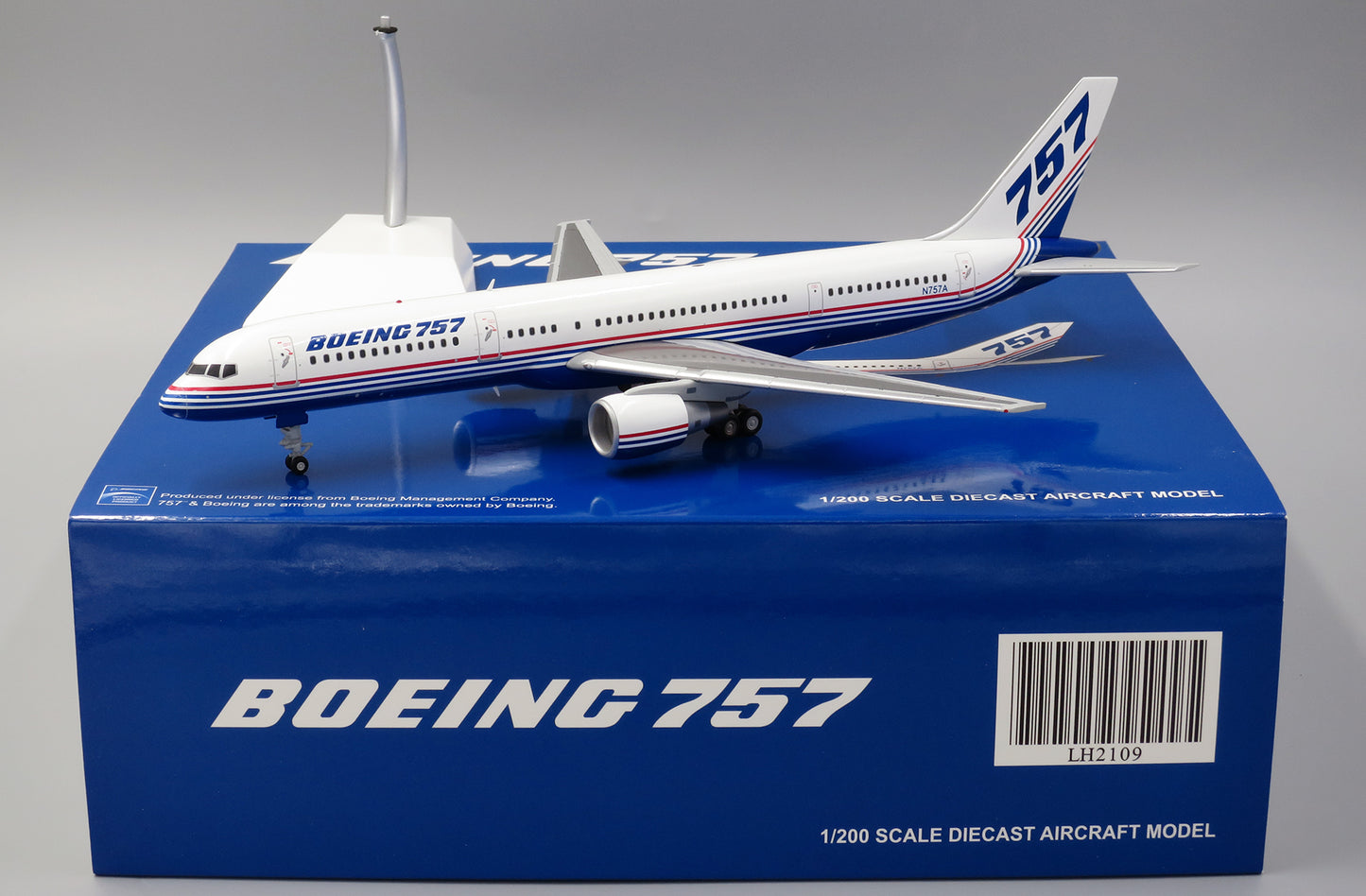 JC WINGS 757-200 HOUSE COLOUR REG: N757A