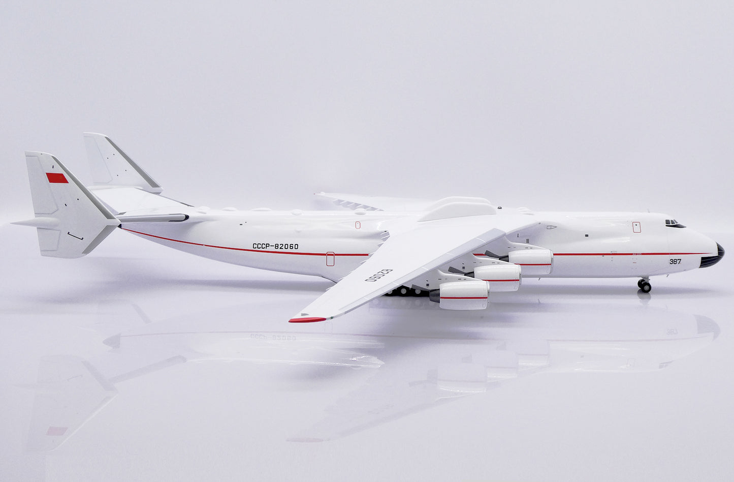 JC WINGS AN-225 RED LINE REG: CCCP-82060