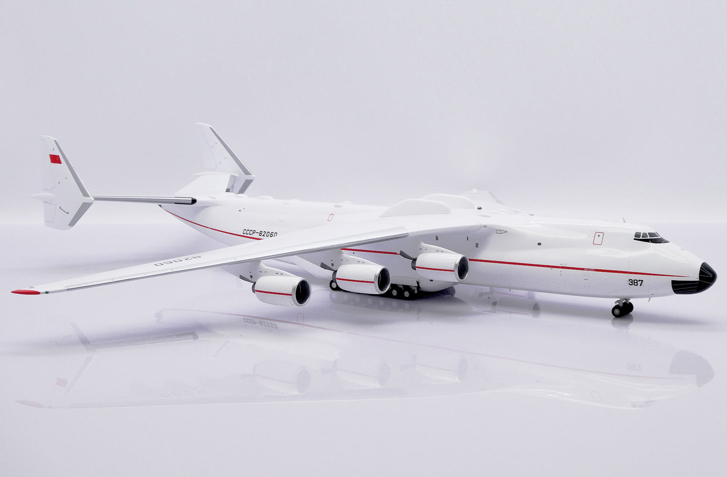 JC WINGS AN-225 RED LINE REG: CCCP-82060