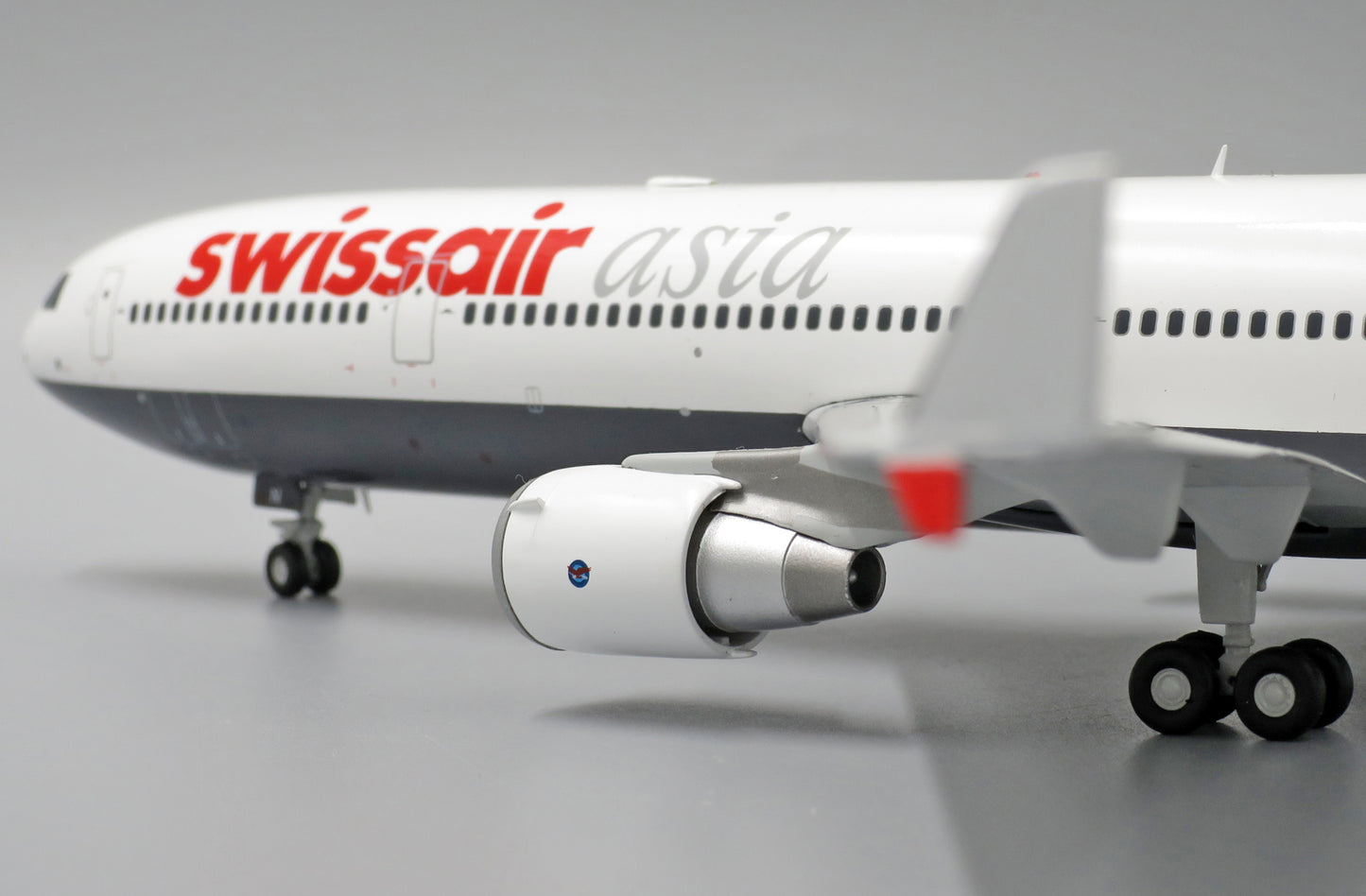 JC WINGS MD-11 SWISSAIR ASIA REG: HB-IWN