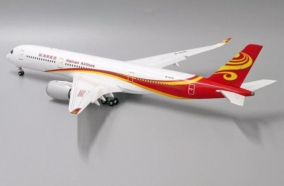 JCWINGS HAINAN AIRLINES A350 REG: B1070 FLAPS DOWN