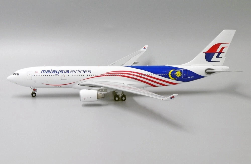 JC WINGS A330-200 MALAYSIA AIRLINES "NEGARAKU" REG: 9M-MTZ