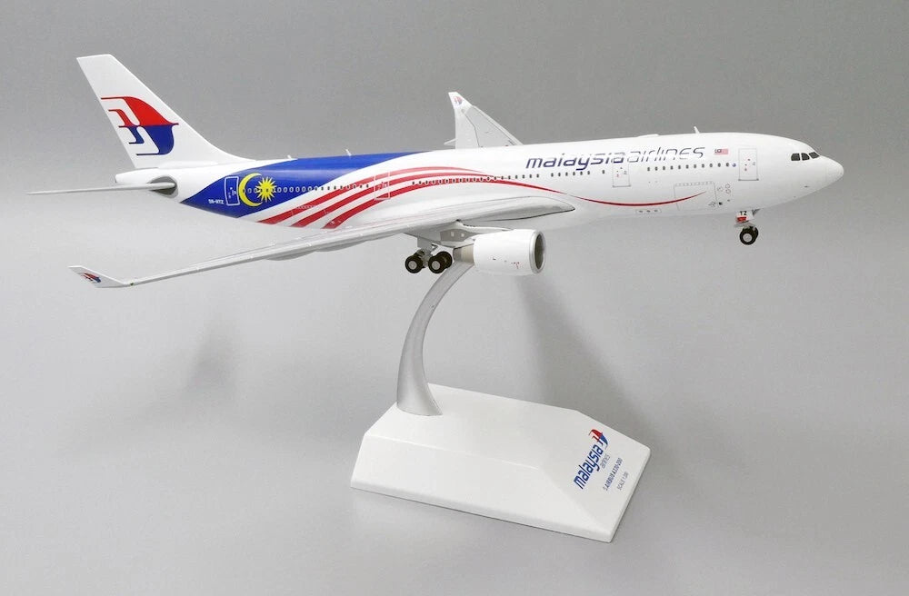 JC WINGS A330-200 MALAYSIA AIRLINES "NEGARAKU" REG: 9M-MTZ