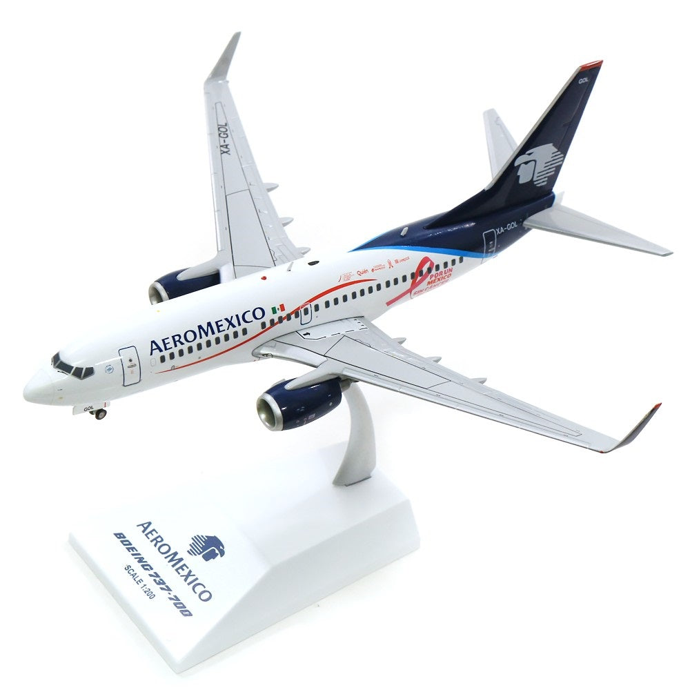 JC WINGS B737-700 AEROMEXICO REG: XA-GOL