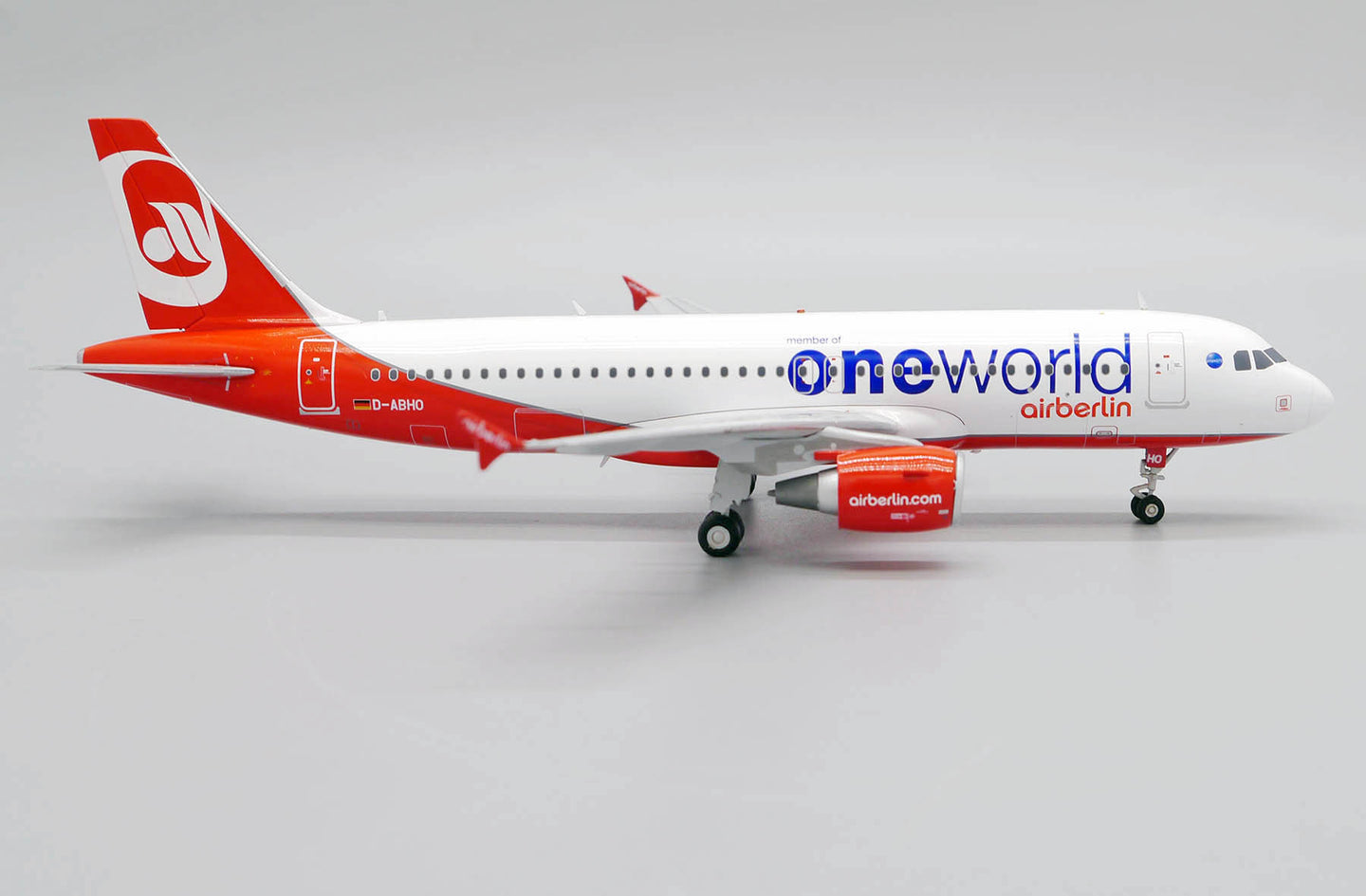 JC WINGS A320 AIR BERLIN ONEWORLD REG: D-ABHO