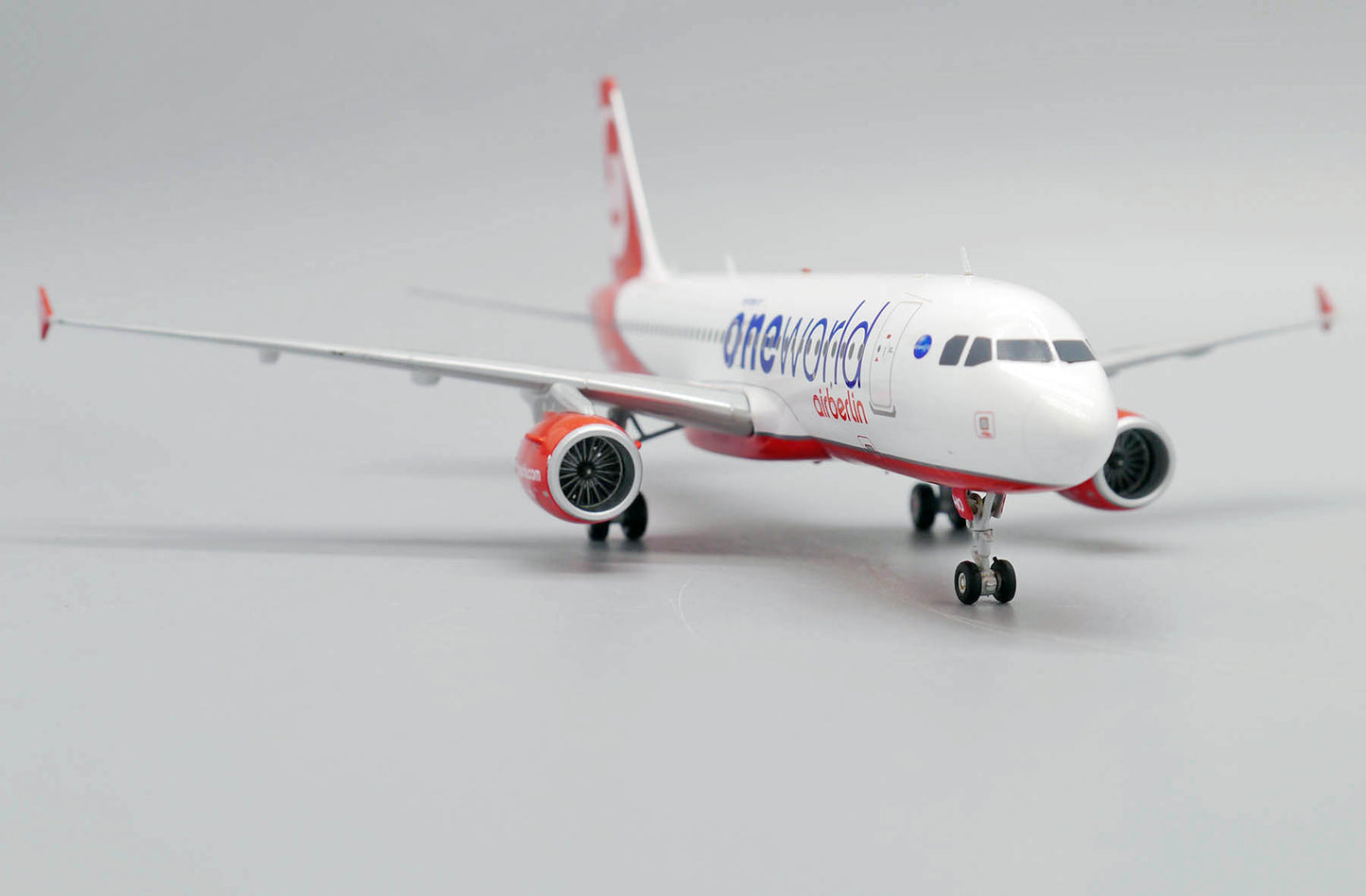 JC WINGS A320 AIR BERLIN ONEWORLD REG: D-ABHO