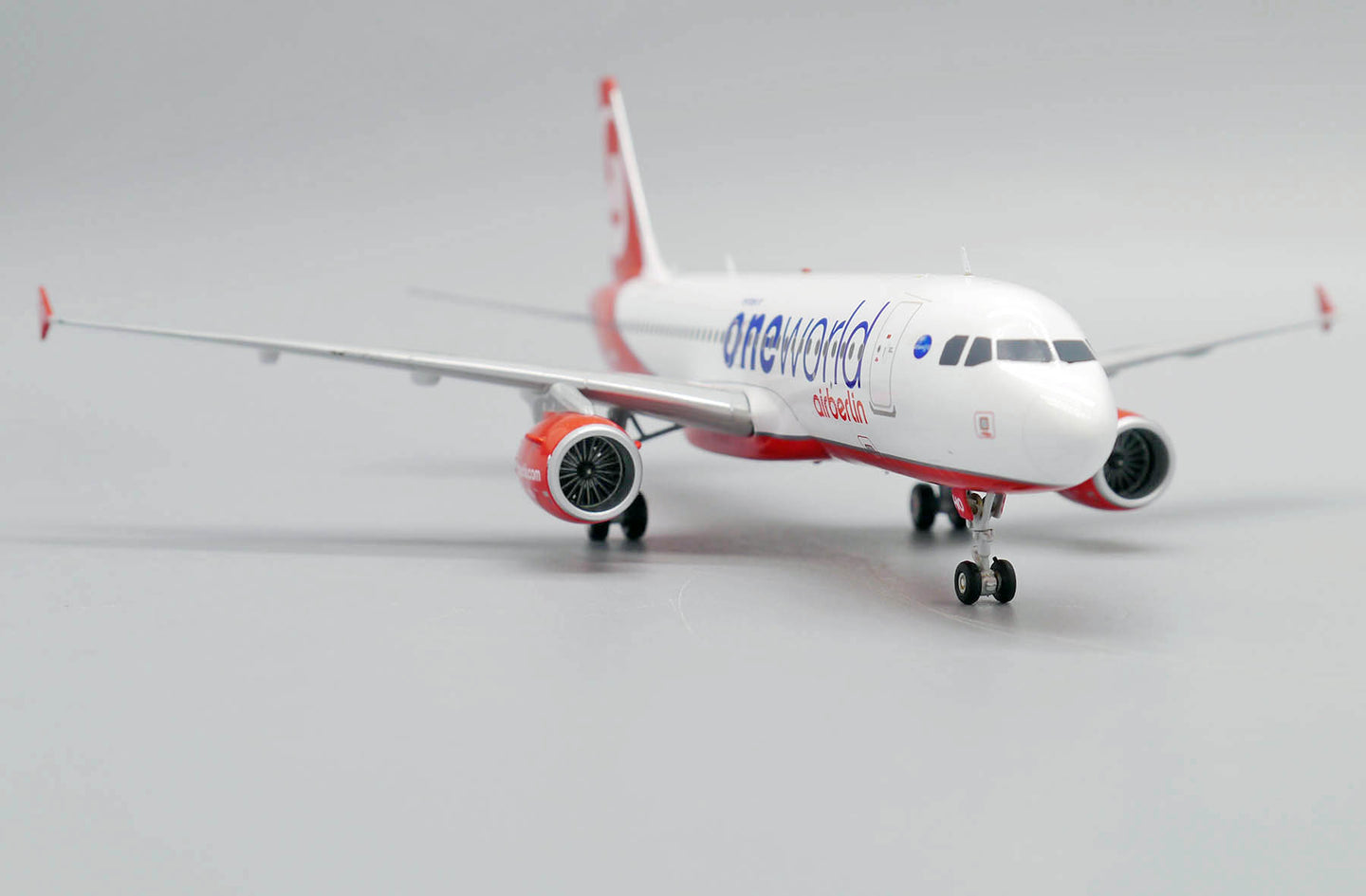 JC WINGS A320 AIR BERLIN ONEWORLD REG: D-ABHO