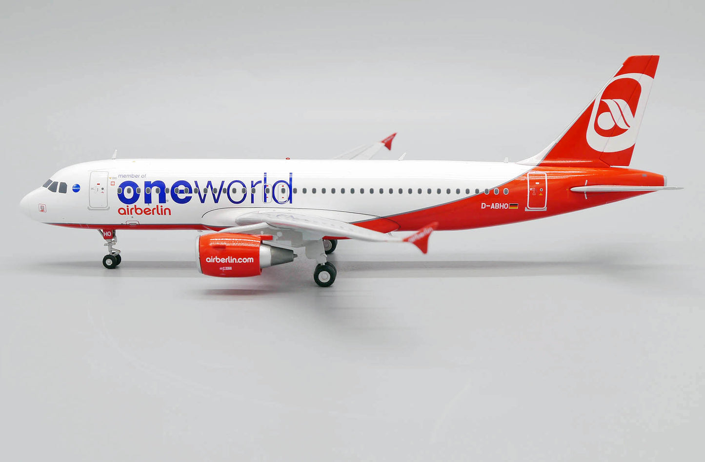 JC WINGS A320 AIR BERLIN ONEWORLD REG: D-ABHO